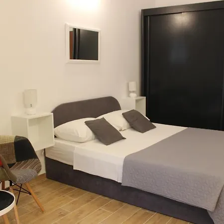 In Stinjan With Balcony, Air Conditioning, Wifi 5018-2
